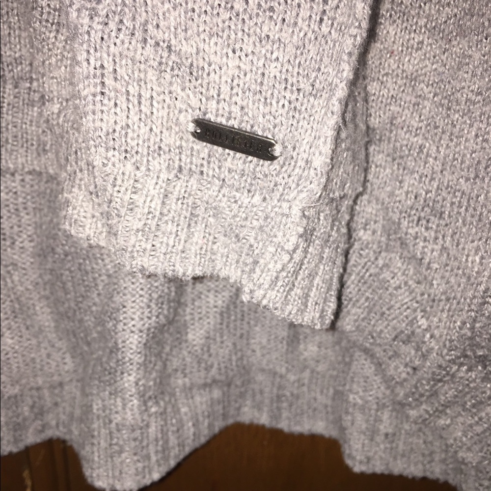 sweater - Picture 3 of 4